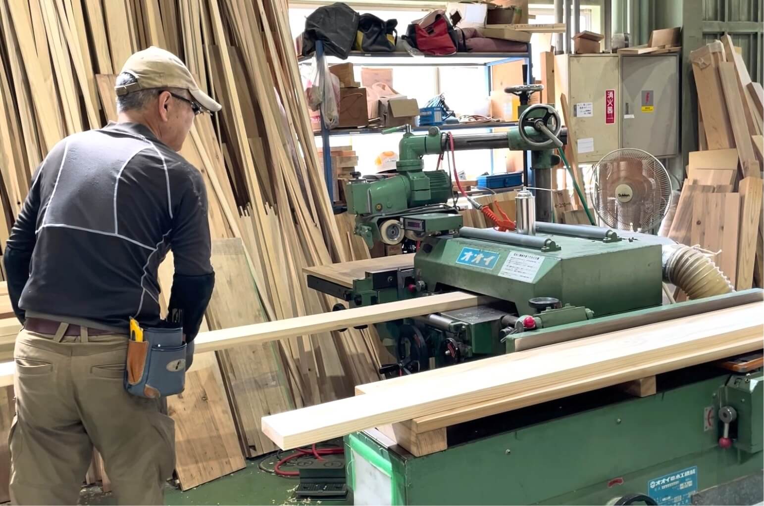 小ロット多品種生産・邸別配送の作業風景